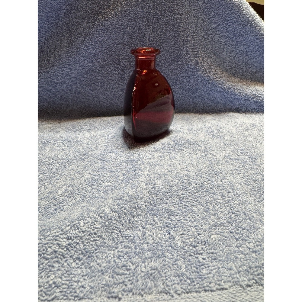 Vintage Gardener's Eden Red Art Glass Bud Vase Perfume Bottle. Made In Italy